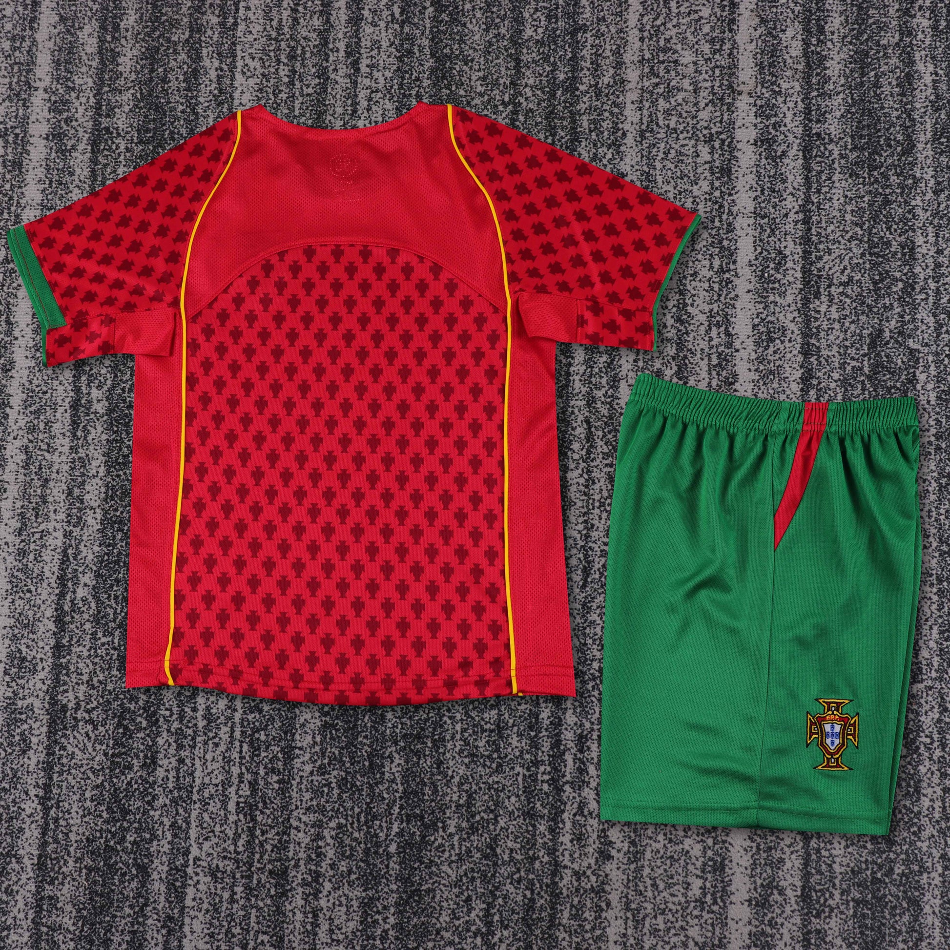 Portogallo Retro 2004 Bambino