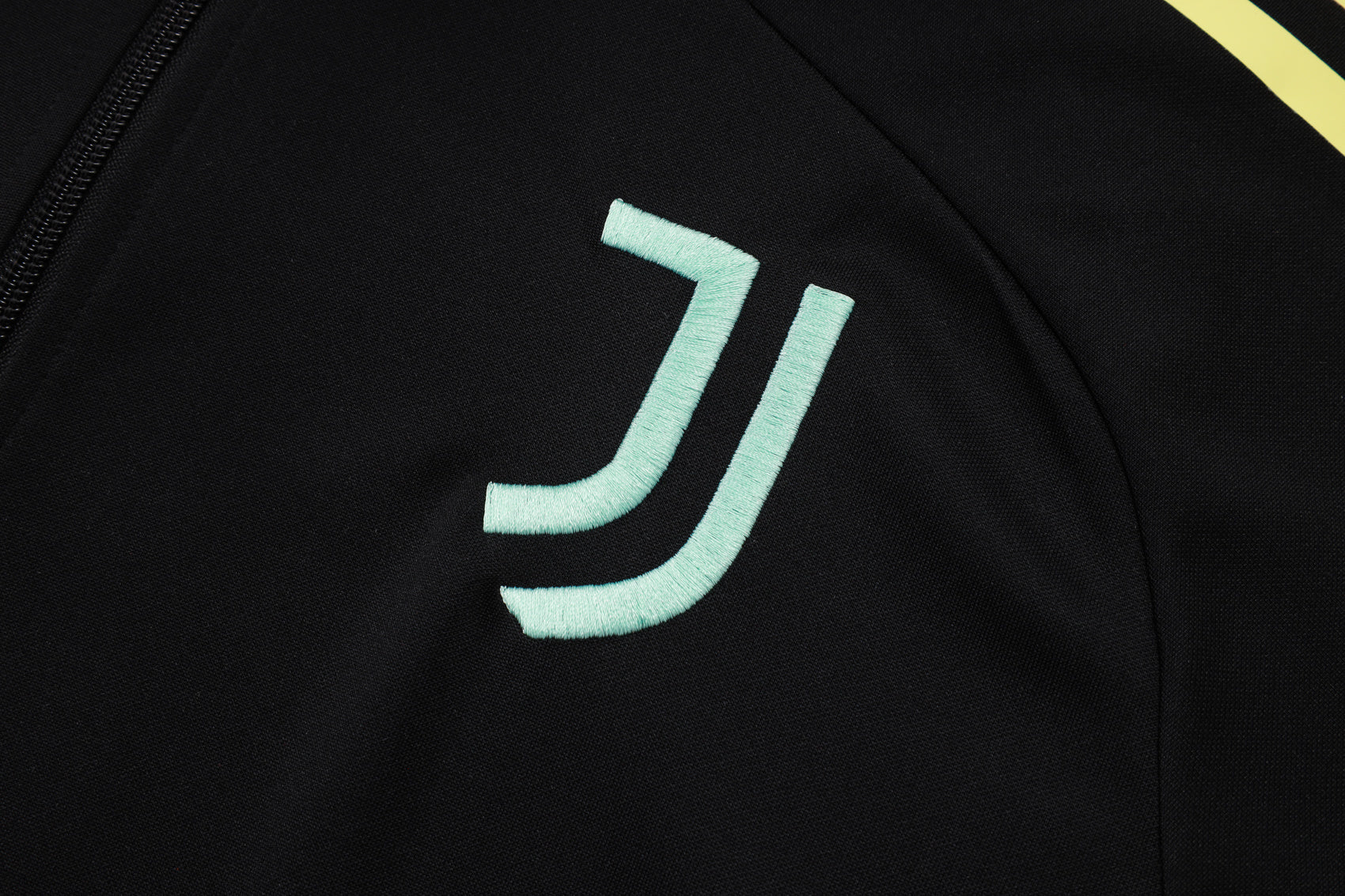 Tuta Juventus Zip Intera | Nera, Verde, Rosa, Gialla - Allenamento 2025/2026
