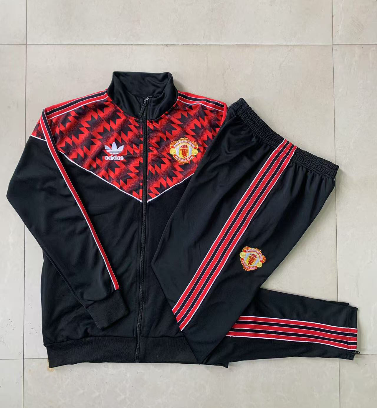 Tuta Manchester United zip intera 2025/26