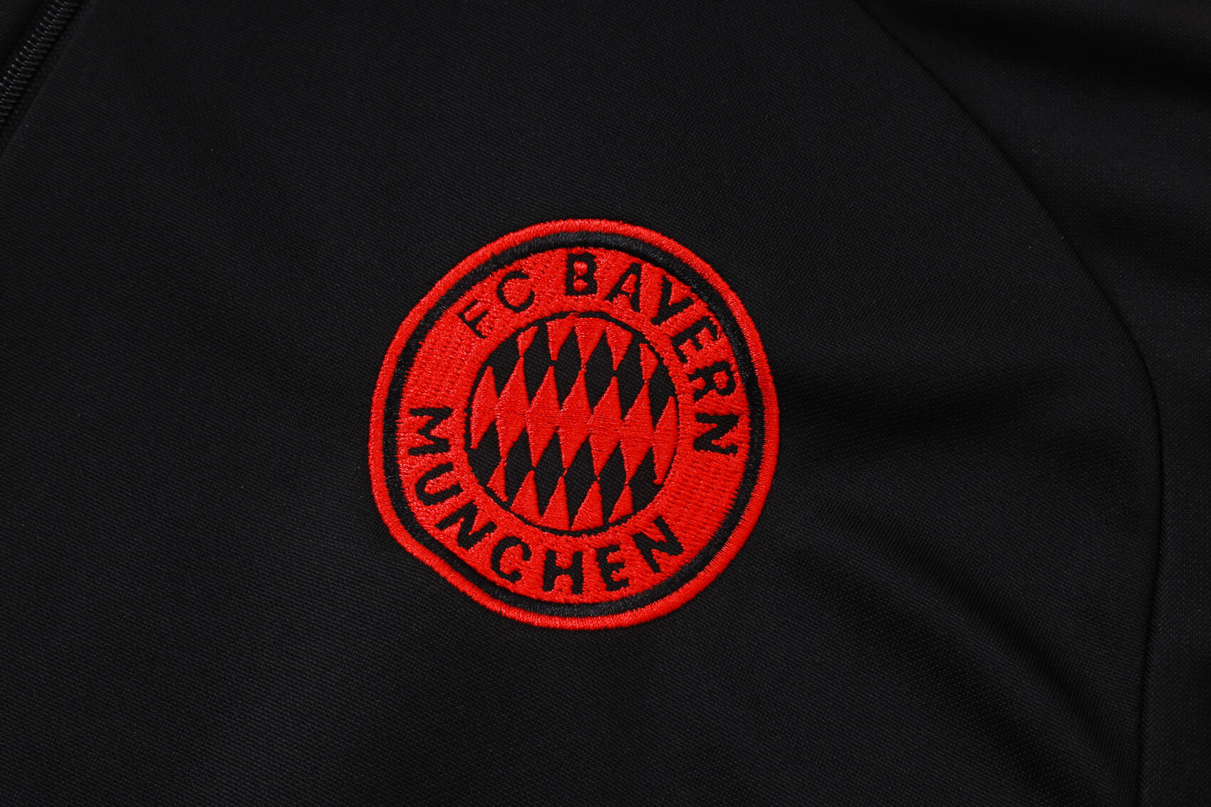 Tuta Bayer Monaco Nero 2025/26